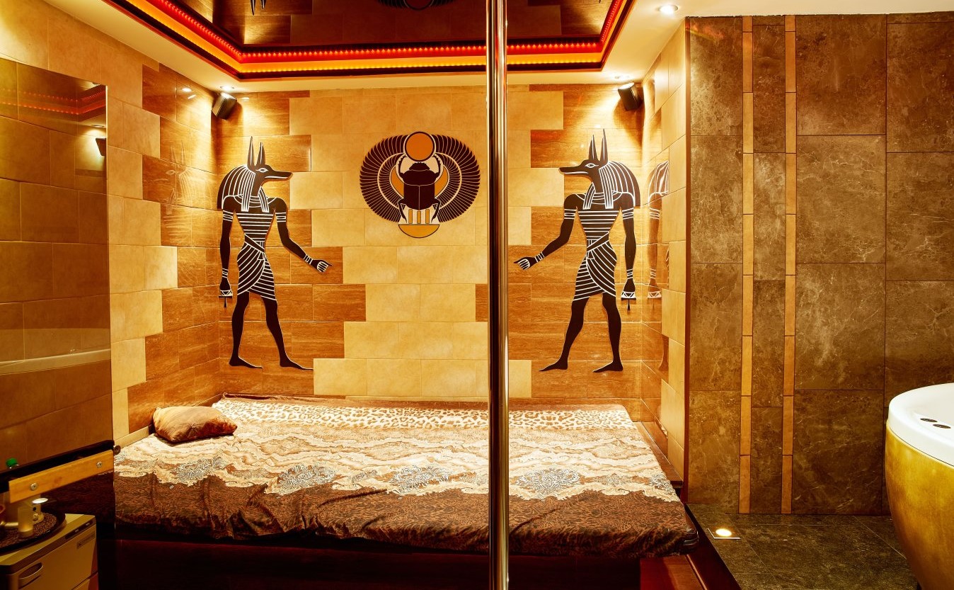 Фото Империя